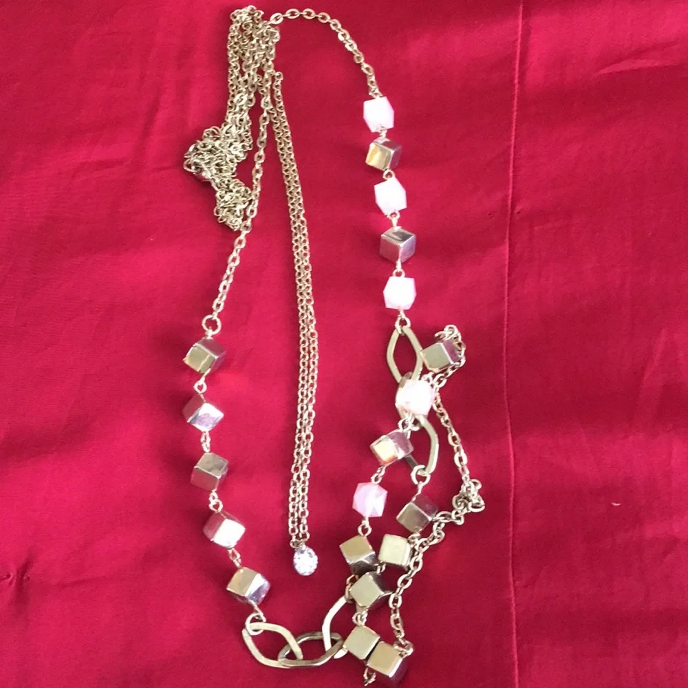 Long dual strand gold necklace with faux diamond - Picture 4 of 4
